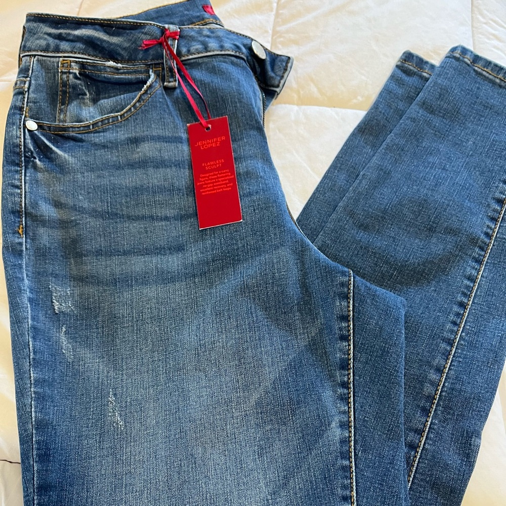Jennifer Lopez Skinny Midrise Jeans